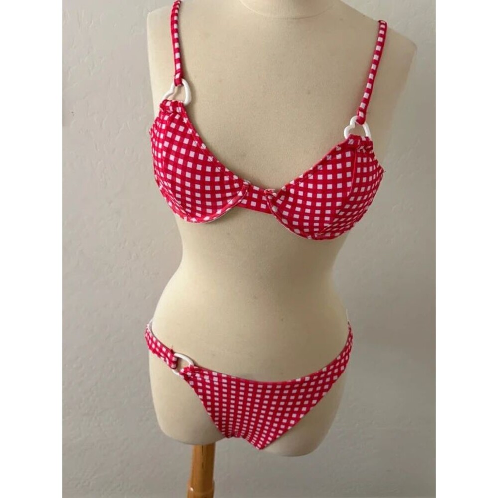 Cider Red & White Gingham Bikini Set w/ Heart Hardware Rings – Size Large